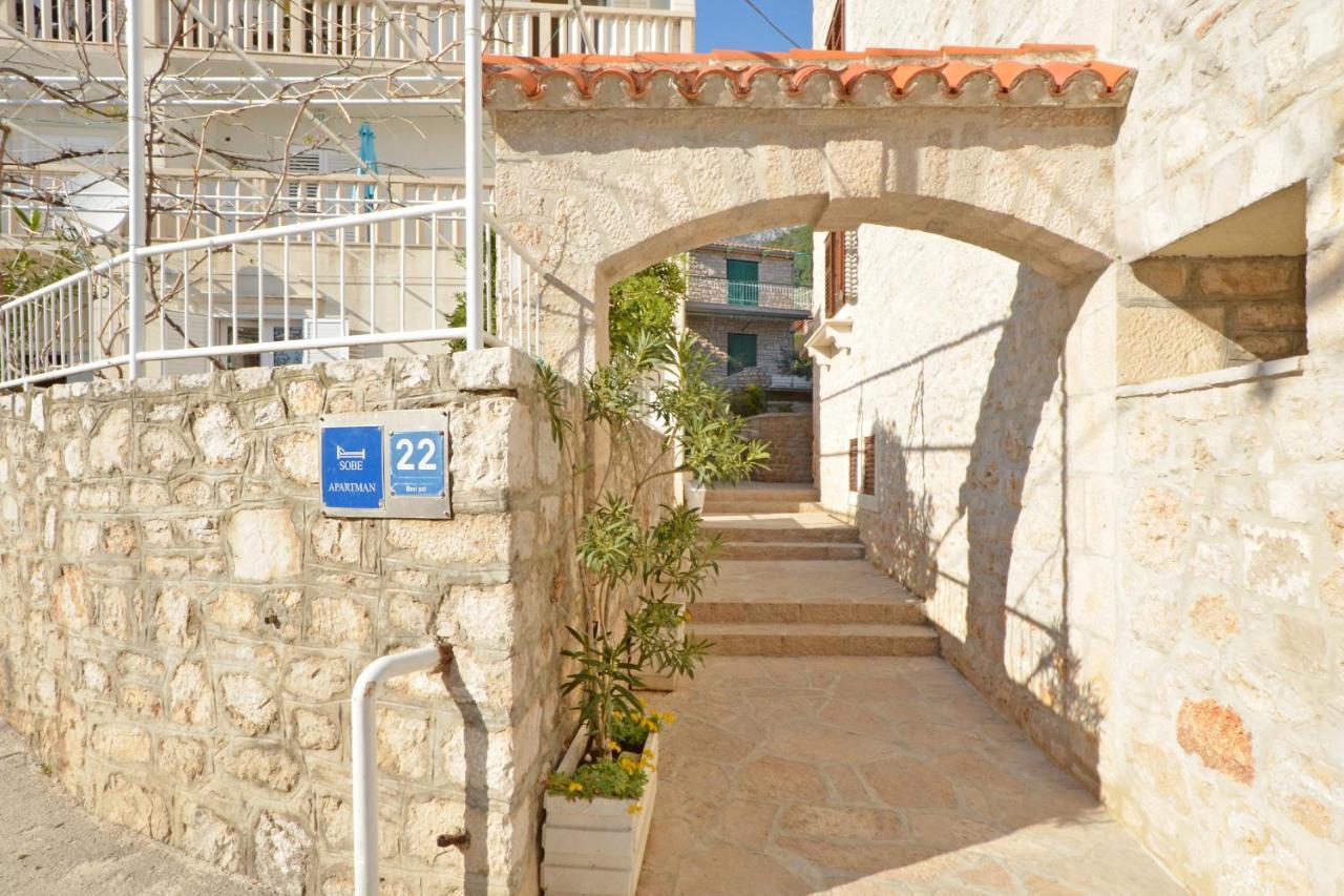 Apartments Newway Бол Экстерьер фото