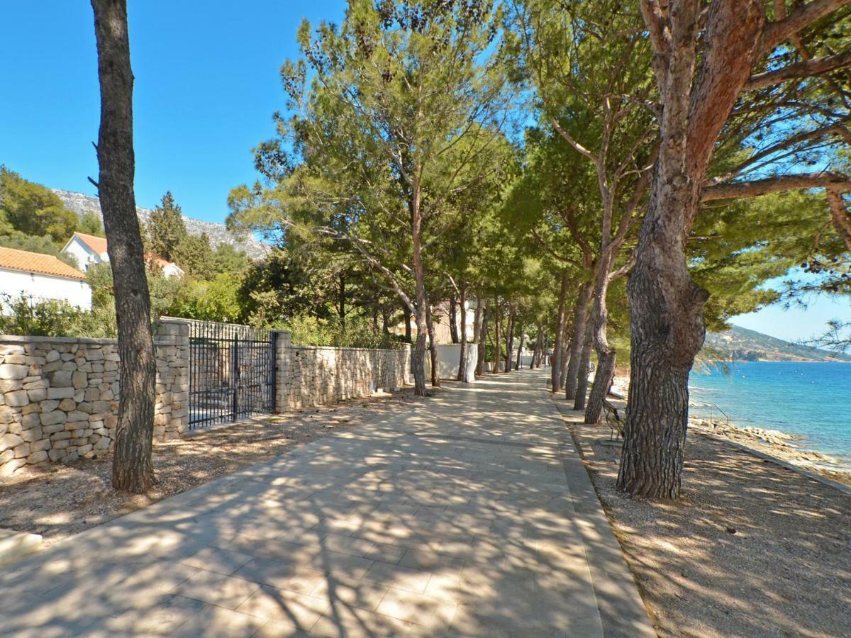 Apartments Newway Бол Экстерьер фото